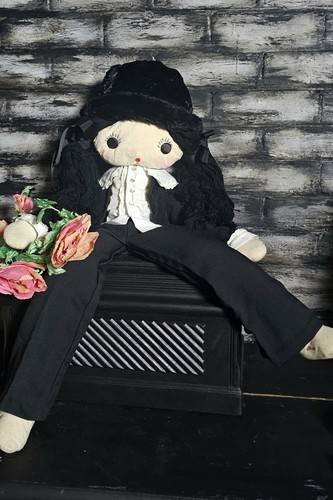 Vintage large handmade gothic - vintage,