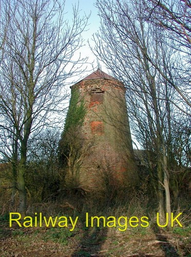 Photo windmill mill farm - photo,