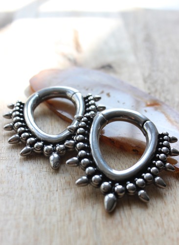 Ear weights ornate drop - -,