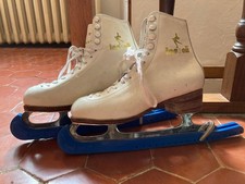 Vintage Ice Figure Skates –