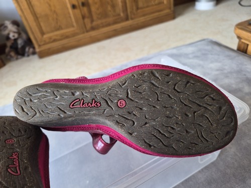 Clarkes womens leather patent - clarkes,