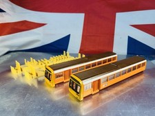 Hornby 00  Class 142 DMU  GMPTE Pacer yellow Body Shell Vgc#RR