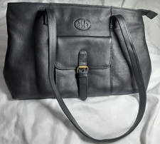 Rowallan Medium Black Leather