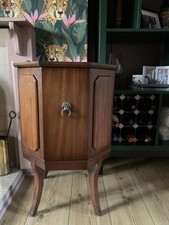 Vintage Quirky Octagonal