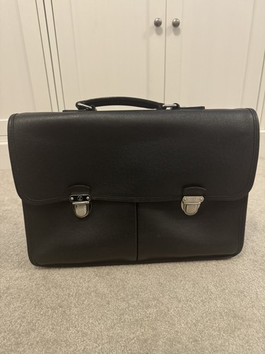 Louis vuitton ardoise taiga - vuitton,