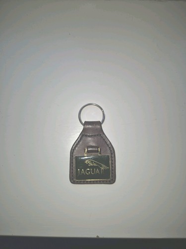 Vintage jaguar keyring - vintage,
