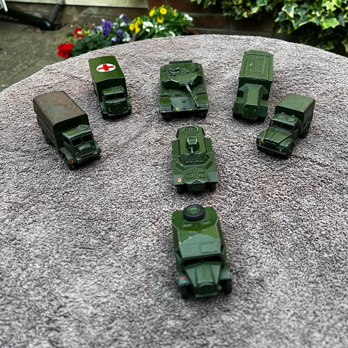 Dinky toys military - dinky,