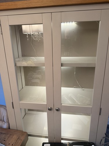 Display unit nest tables - unit,