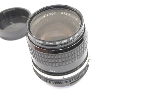 Nikon 85mm nikkor lens - 85mm,