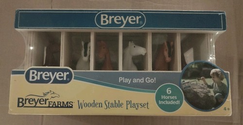 Breyer wooden stable carry - breyer,