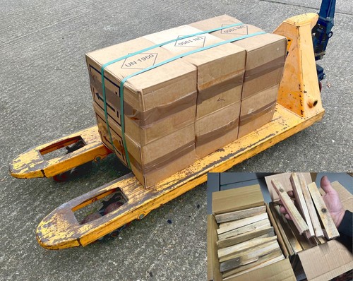 Boxes dried kindling - of, 26kg