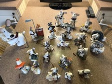 Lost dog figurines