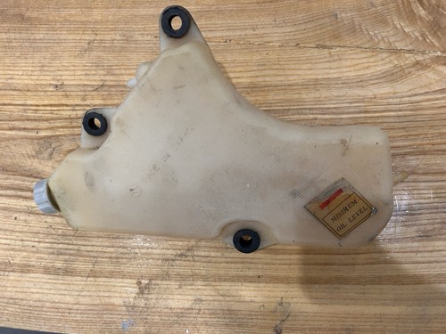 Suzuki 1971 oil tank - tm,