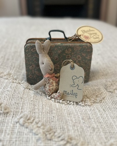 Maileg suitcase micro bunny - &,