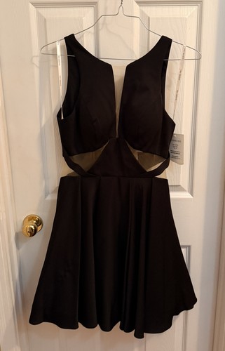 Nwt sherri hill black - nwt, cutout