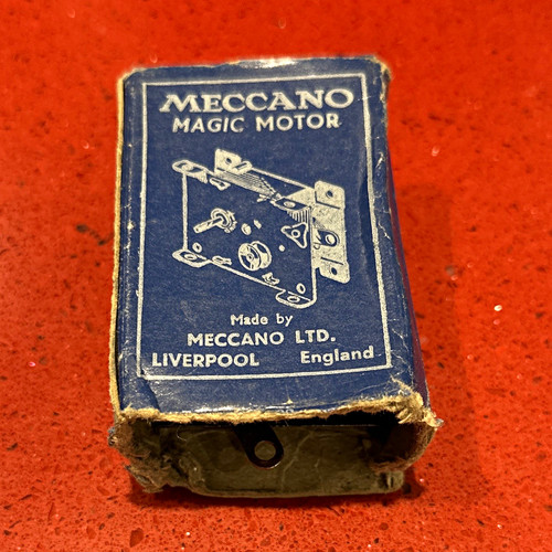 Meccano magic motor - magic,