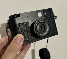 Fujifilm half black - fujifilm,