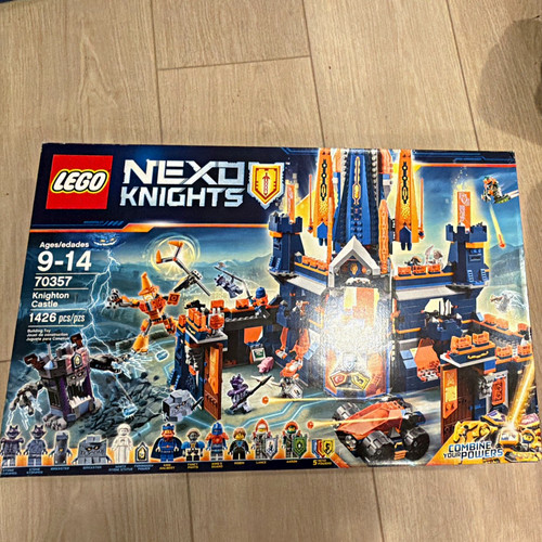 Lego nexo knights - nexo,