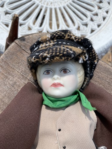 Vintage royal doulton boy - vintage,