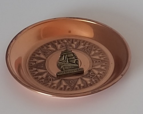 Vintage hms discovery - discovery, souvenir