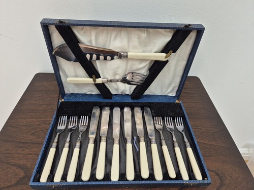 Antique fish servers set cased - set,