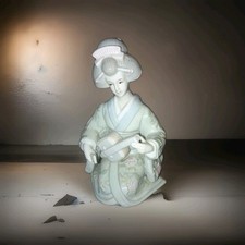 Japanese Lady China Figurine. Spanish Porcelain 