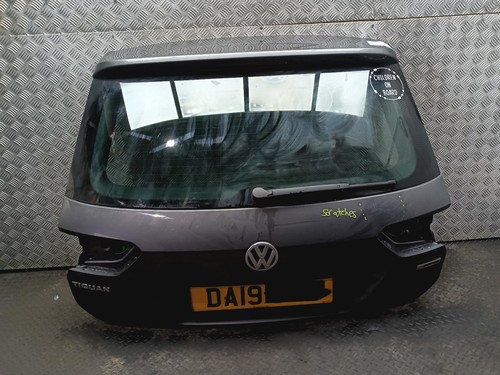 Volkswagen tiguan tailgate - volkswagen,