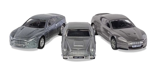 James bond 007 aston martin - bond,