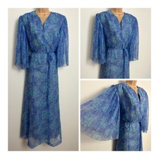 Vintage Late 70s Blue Tones