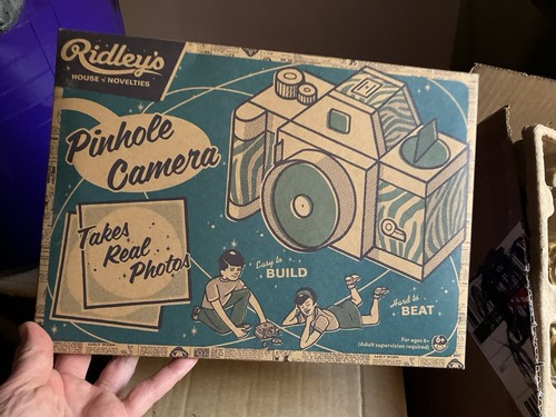 Pinhole camera gift - pinhole,