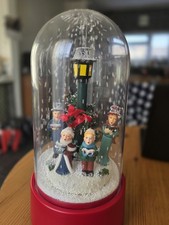 Musical Christmas Choir Globe