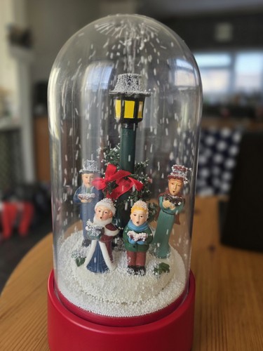 Musical christmas choir globe - musical,