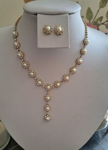 Elegant pearl necklace and - elegant,