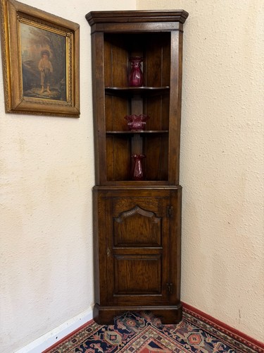 Quality oak corner cupboard - oak,