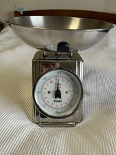 Dualit traditional weighing scales.  Kitchen, Baking, Cooking.  Vintage.  Silver