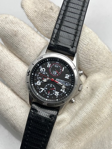 Seiko men vintage quartz - seiko,