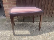 Stag Minstrel Stool 