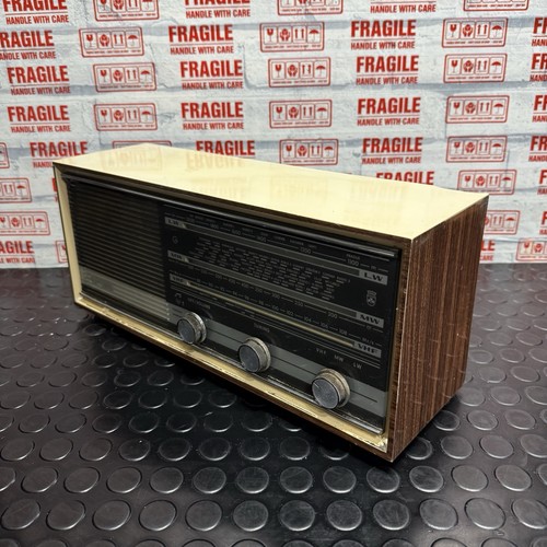 Vintage valve radio - valve,