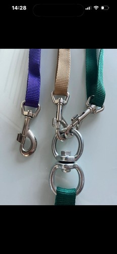 Triple swivel dog - triple,