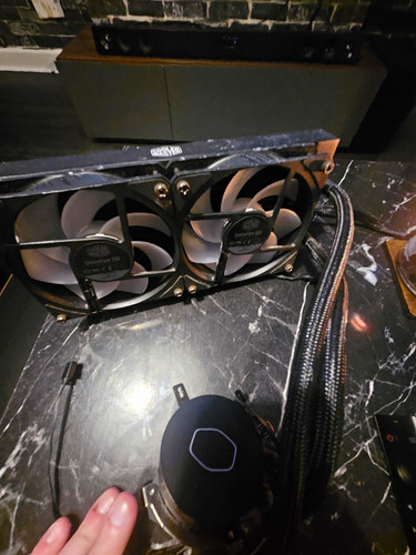 Cooler master black - cooler, liquid