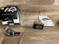 Nikon Coolpix L15. Digital
