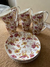 Linea Fine China Dining Set (4 plates & 8 mugs) - Used & Great Condition