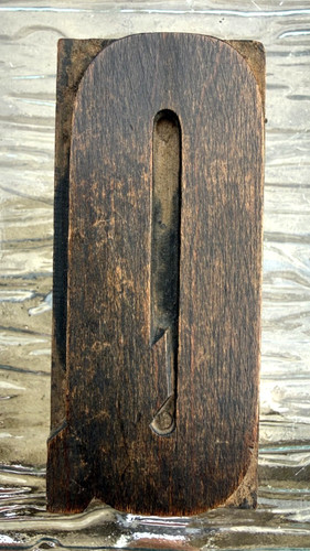 Letter vintage printers - q,