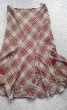 per una skirt tartan fabric, applique, red, olive green, size 18 long