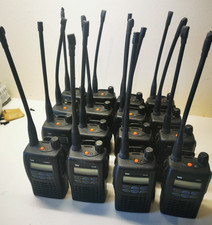 1x Entel HX480 UHF + Charger Handheld Radio Walkie talkie Shop Farm Long range