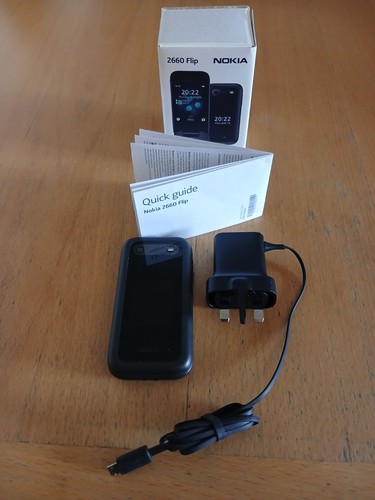 Nokia 2660 flip 128mb - flip,