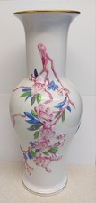 LARGE HEREND PORCELAIN