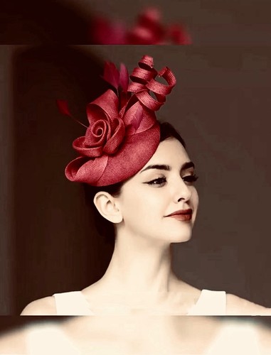 Burgundy fascinator hat - burgundy,