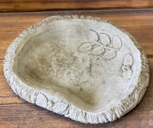 Stone garden leaf bird bath - leaf,
