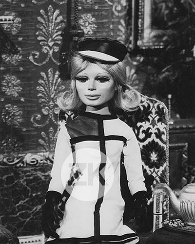 Lady penelope mondrian puppet - mondrian,